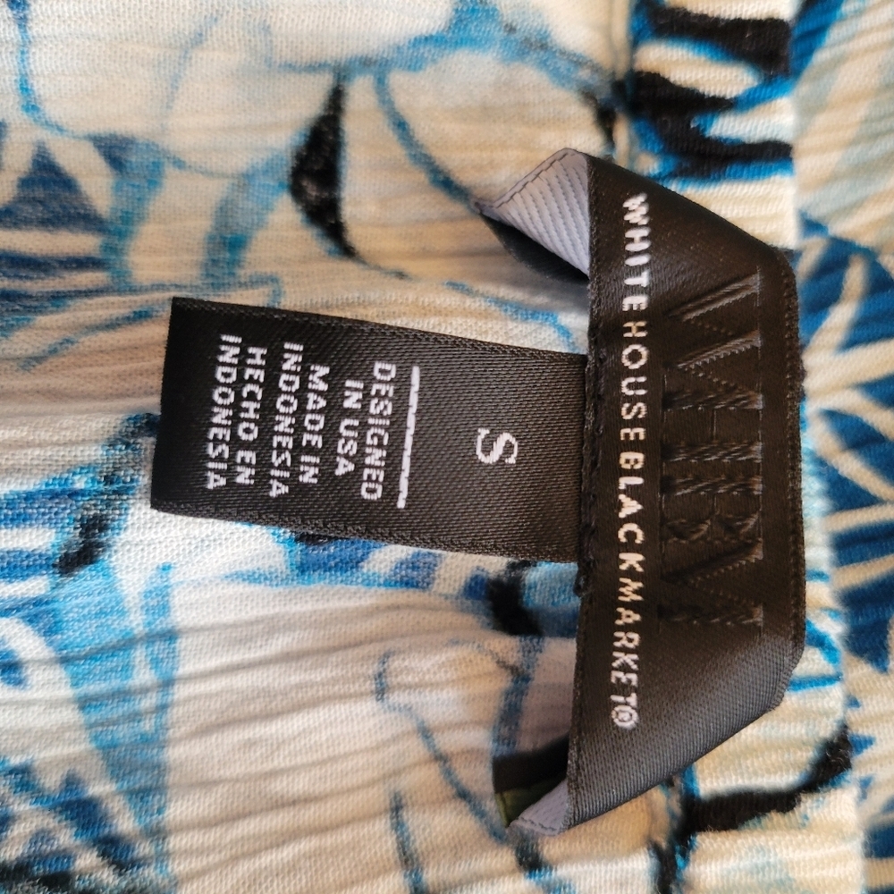 WHBM Blue Batik‎ Print 3/4 Sleeve Romper Size Small - Picture 5 of 5